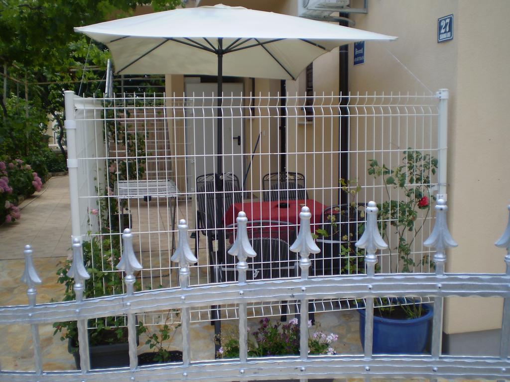 Apartments Tare, Free Parking Vodice Rum bild