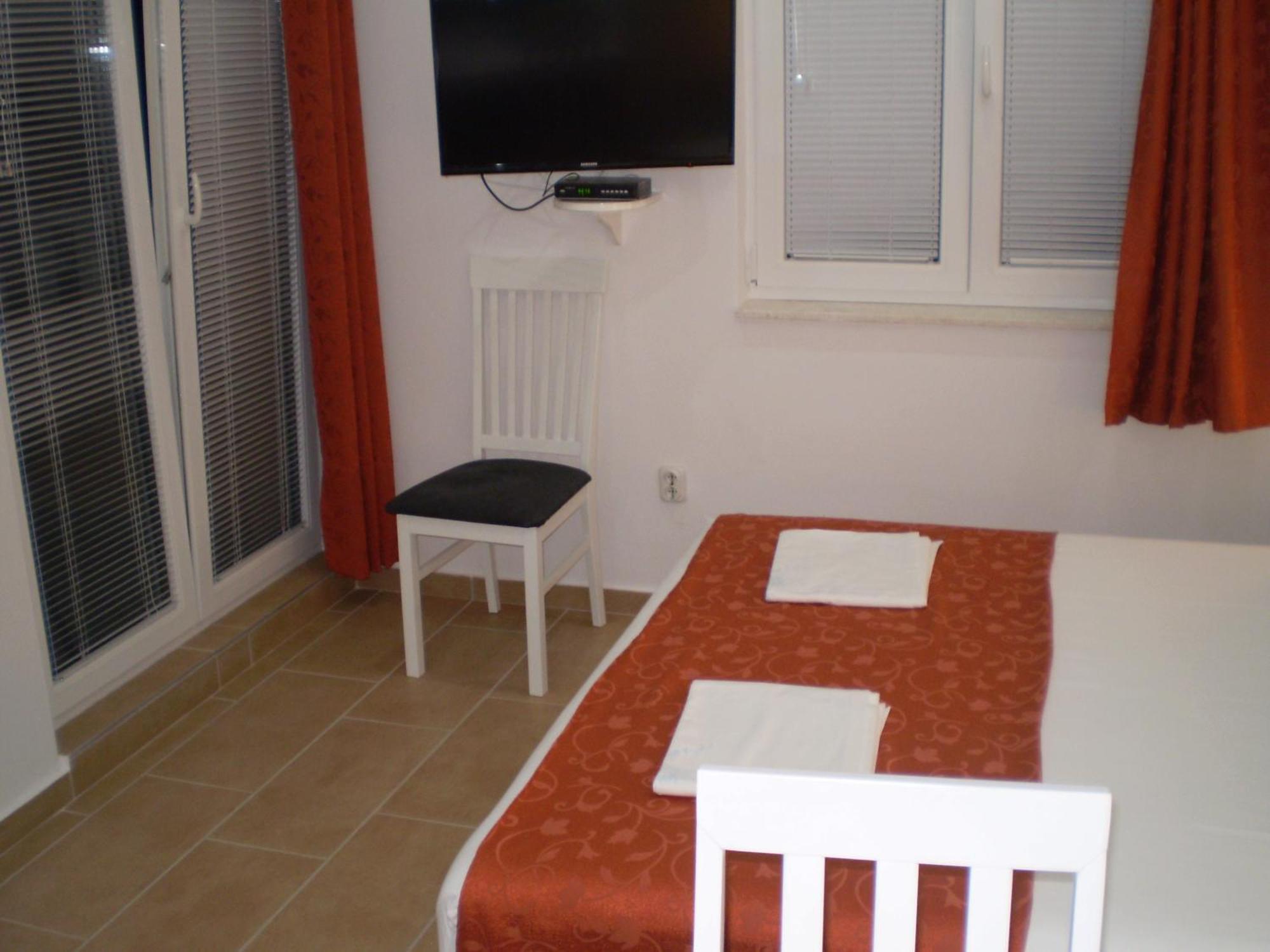 Apartments Tare, Free Parking Vodice Exteriör bild