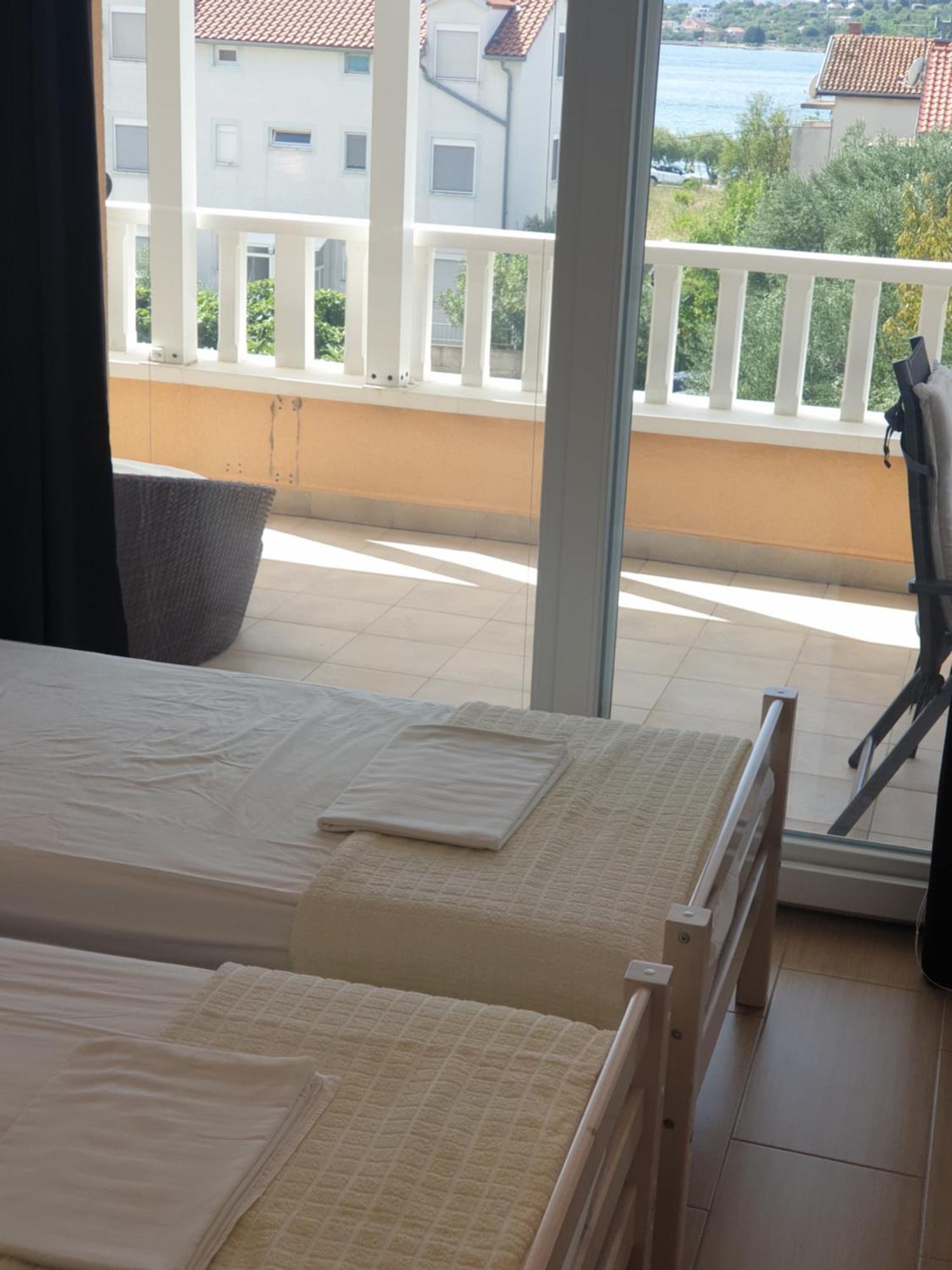 Apartments Tare, Free Parking Vodice Exteriör bild